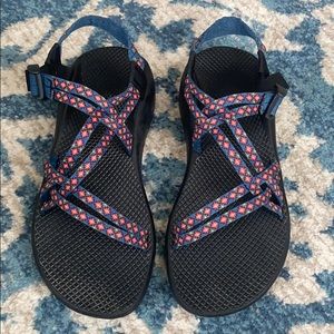 Chacos 10